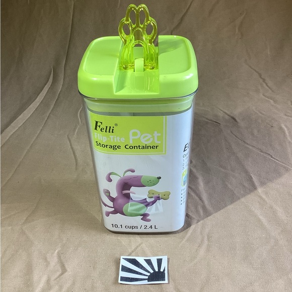 Felli Pet Storage Container - Picture 1 of 4
